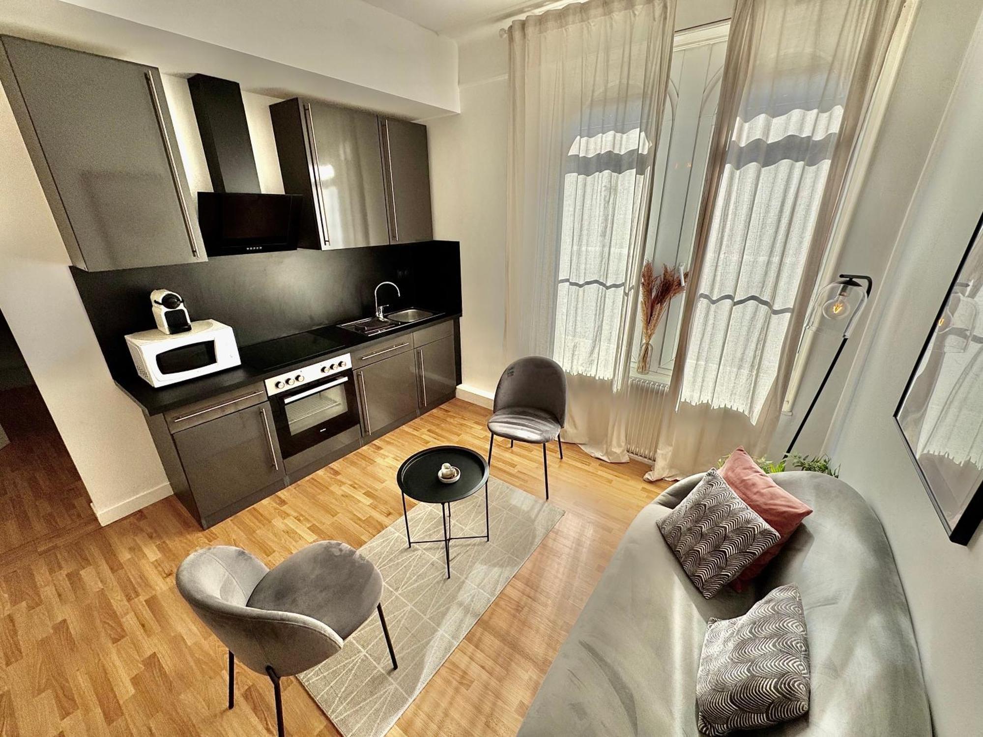 Bonjour Colmar Apartment ภายนอก รูปภาพ